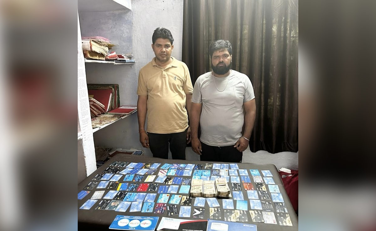 पुलिस के हत्थे चढ़े दो बदमाश, साइबर ठगी में अपराधियों की करते थे मदद