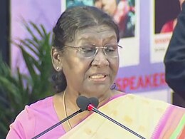 राष्ट्रपति द्रौपदी मुर्मू ने अंडमान की सेलुलर जेल का दौरा किया राष्ट्रपति द्रौपदी मुर्मू ने अंडमान की सेलुलर जेल का दौरा किया
