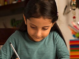 बच्चों का पढ़ाई से ना भटके मन करें ये आसान काम, बना रहेगा अटेंशन बच्चों का पढ़ाई से ना भटके मन करें ये आसान काम, बना रहेगा अटेंशन