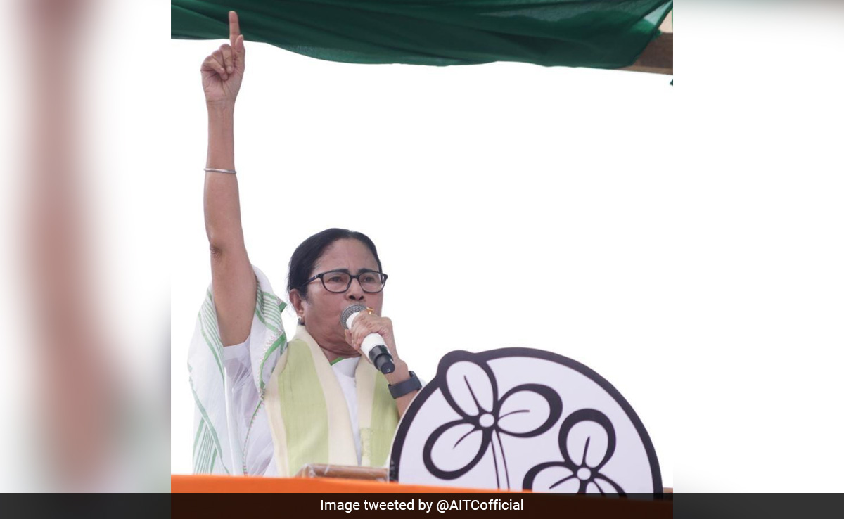 Bengal May Soon Have A State Anthem. The 2 Choices Are...