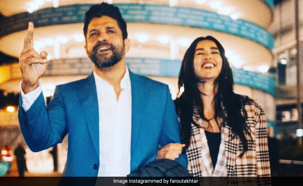 Mush Alert: Farhan Akhtar's Birthday Post For Wife Shibani Dandekar Is Everything