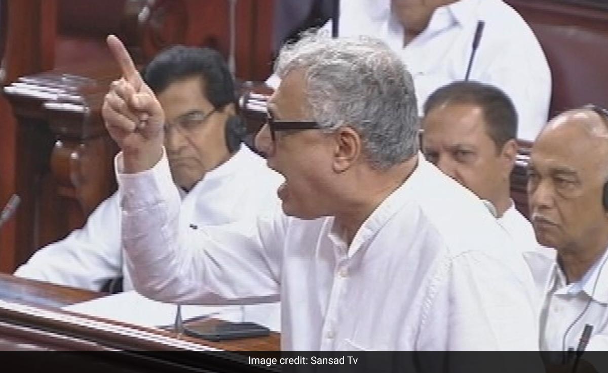 "Try As You Might...": Derek O'Brien After Party Leaders' Delhi-Bound Flight Cancelled