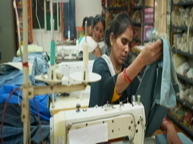 ''क्लॉथ्स विद ए कॉन्शियस'' के सीजन समापन पर स्पेशल टेलीथॉन ''क्लॉथ्स विद ए कॉन्शियस'' के सीजन समापन पर स्पेशल टेलीथॉन