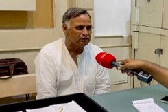 दिल्ली : ज्वेलरी दुकानदार से लाखों की धोखाधड़ी, ऑनलाइन पेमेंट का झांसा देकर ऐसे ठगा दिल्ली : ज्वेलरी दुकानदार से लाखों की धोखाधड़ी, ऑनलाइन पेमेंट का झांसा देकर ऐसे ठगा