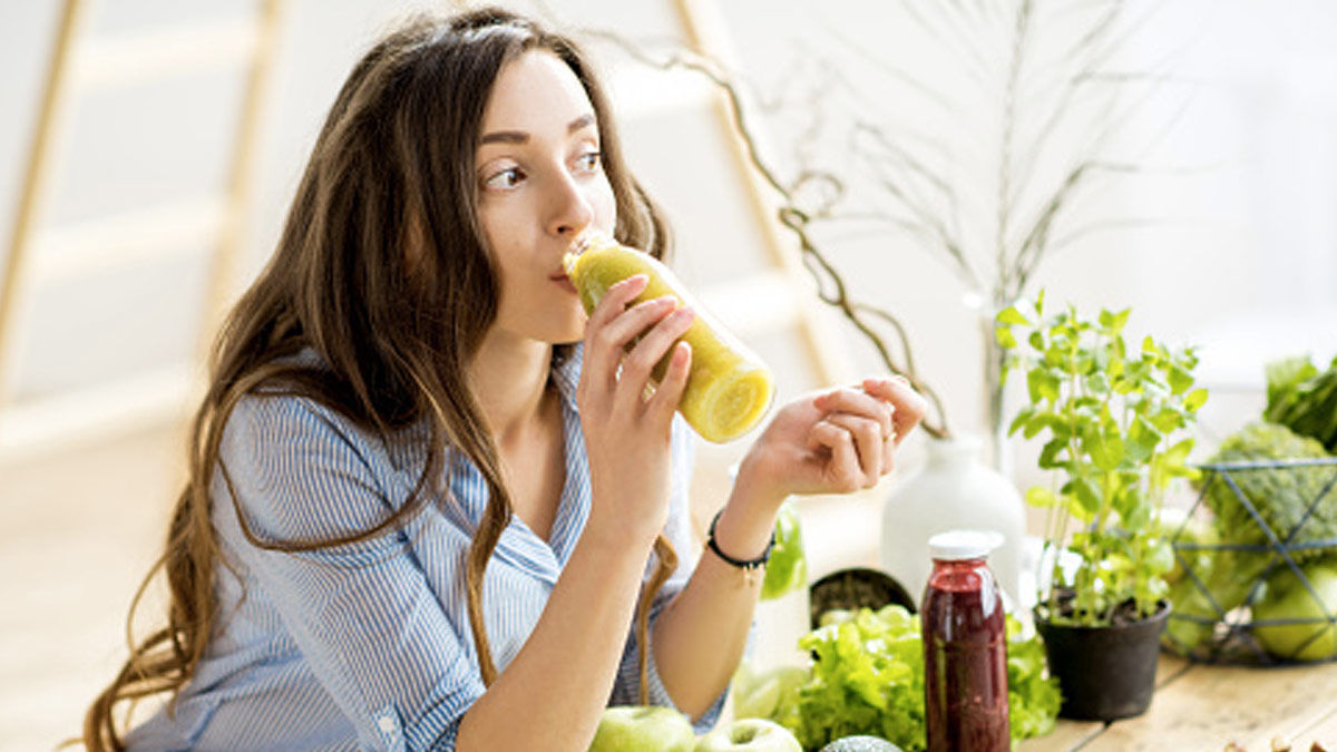 Green smoothie is also good for your skin, heart, eyes and overall health.