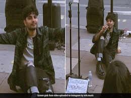 Watch: Street Performer Mesmerises Crowd With His Rendition Of <i>'Pehla Nasha'</i> On UK Street Watch: Street Performer Mesmerises Crowd With His Rendition Of <i>'Pehla Nasha'</i> On UK Street