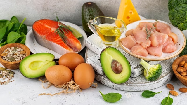To add these sources of protein to your diet, aim for a balanced approach