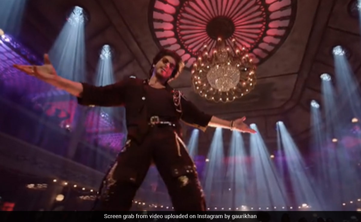 <i>Jawan</i> Song <i>Not Ramaiya Vastavaiya</i> Teaser: Shah Rukh Khan Is In Party Mood