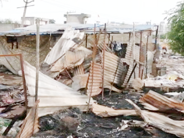 Haryana Violence: हिंसा के बाद भागने को मजबूर हुए प्रवासी मजदूर, सामान ले जाने तक का नहीं मिला वक्त | Ground Report