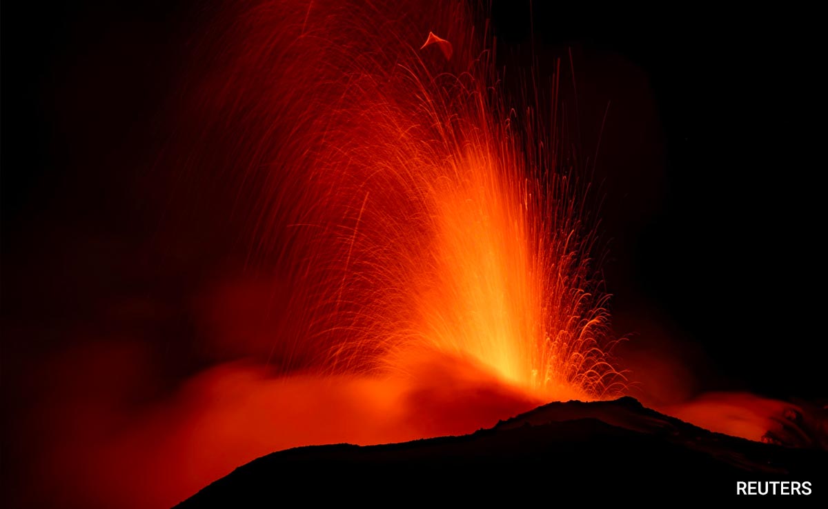 Italy's Mount Etna Eruption Forces Closure Of Sicily Airport