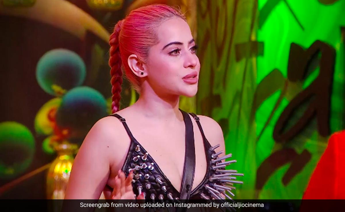 <i>Bigg Boss OTT 2</i>: Uorfi Javed Calls Jiya Shankar-Abhishek Malhan's Bond "Fake"