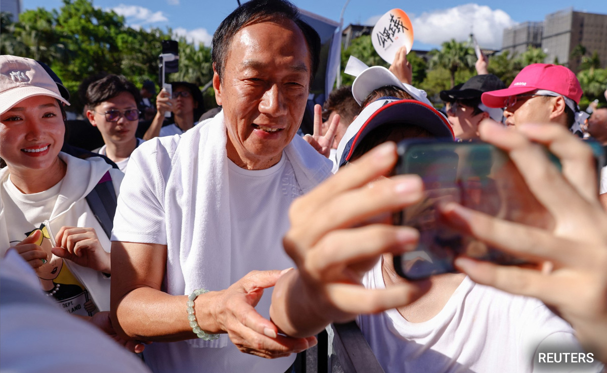 Founder Of Apple Supplier Foxconn To Run For Taiwan President