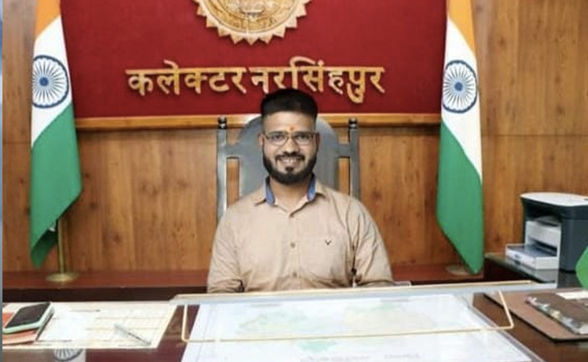 सोशल मीडिया पर फेमस होने के लिए नरसिंहपुर का फर्जी कलेक्टर बन गया युवक,  जबलपुर में हुआ गिरफ्तार
