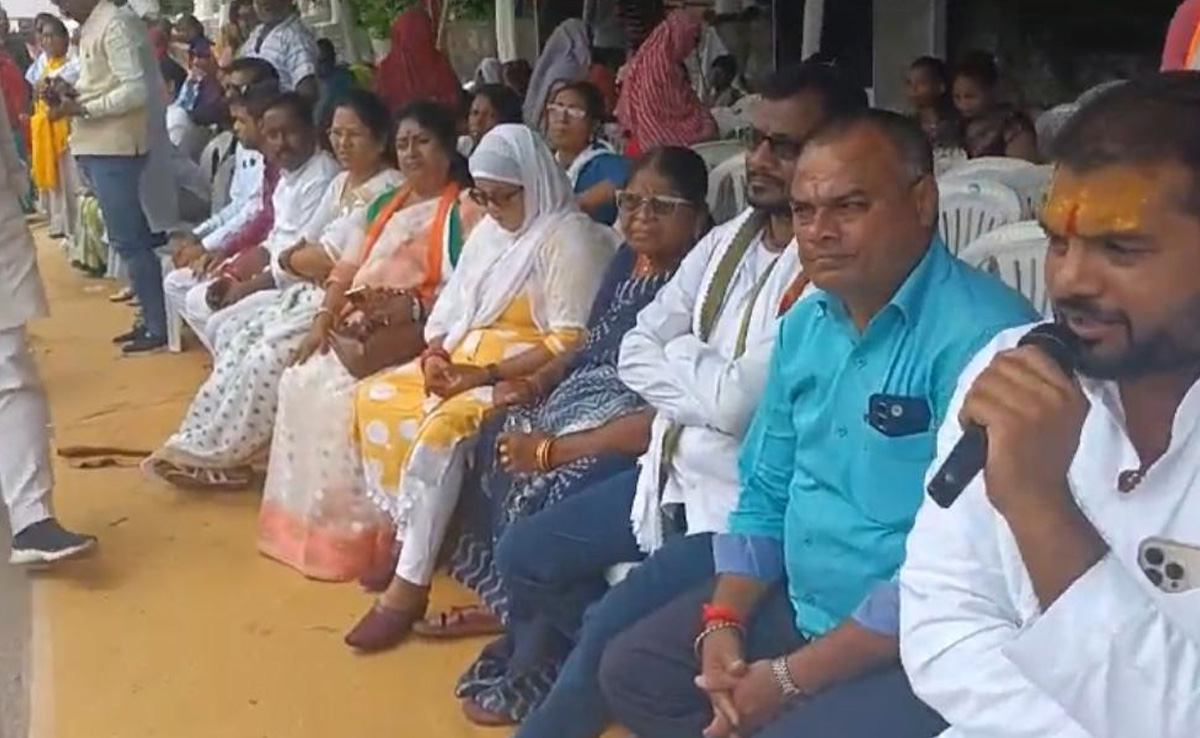 छत्तीसगढ़ : ED के एक्शन से गुस्से में कांग्रेस, एजेंसी को सौंपी रमन सिंह के दौर में हुए कथित घोटालों की लिस्ट