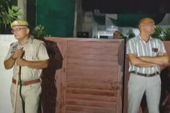 Jaipur Heritage Mayor's Husband, 2 Others Caught Taking Rs 2 Lakh Bribe Jaipur Heritage Mayor's Husband, 2 Others Caught Taking Rs 2 Lakh Bribe