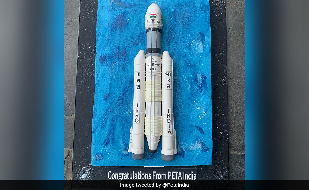 PETA India Delivers Rocket-Shaped Vegan Cake To ISRO To Celebrate Chandrayaan-3 Success