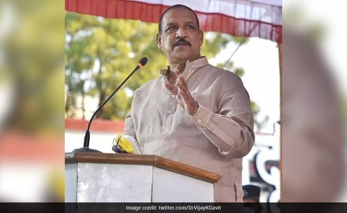 Maharashtra Minister Says Misquoted On "Eyes Like Aishwarya Rai" Remark