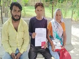 CM स्मार्टफोन स्कीम में ठगी, लाभार्थी को फोन की जगह मिला खाली डिब्बा CM स्मार्टफोन स्कीम में ठगी, लाभार्थी को फोन की जगह मिला खाली डिब्बा