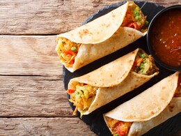 Craving Kathi Roll? This Tandoori Aloo Kathi Roll Is Your Perfect Fix