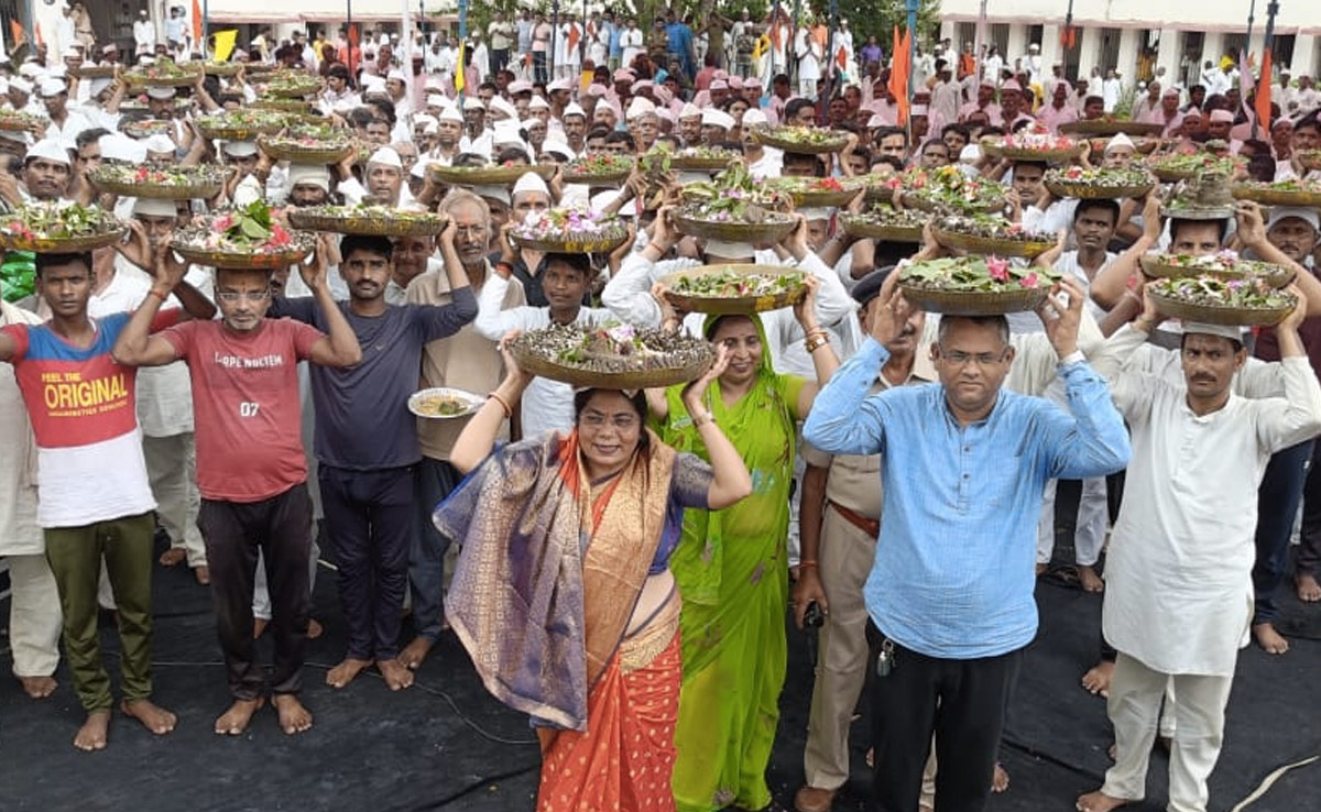 जेल इतिहास में पहली बार : केन्द्रीय कारागार में कैदियों ने बनाए सवा लाख शिवलिंग, गूंजा हर-हर महादेव