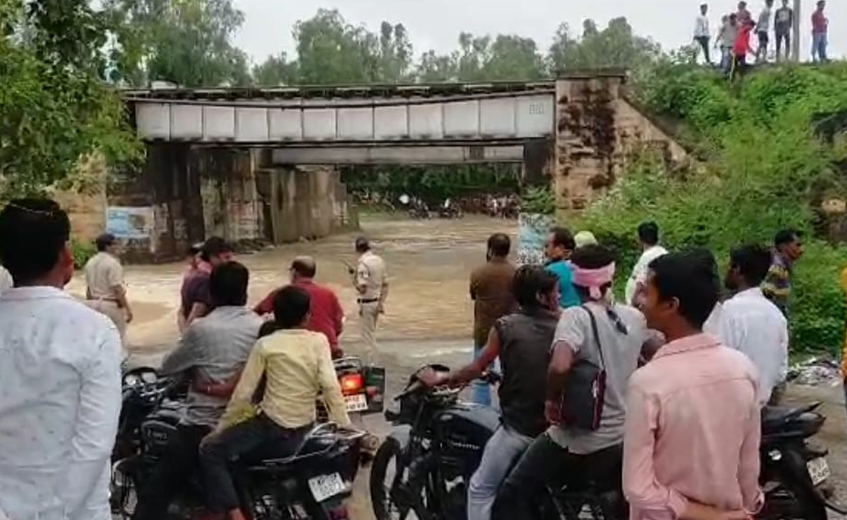 शहडोल में आसमान से बरस रही आफत, जिले के सभी स्कूल-कॉलेज में छुट्टी