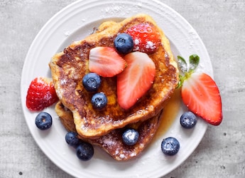 5 Sweet French Toast Recipes That Will Take Your Breakfast To The Next Level 5 Sweet French Toast Recipes That Will Take Your Breakfast To The Next Level