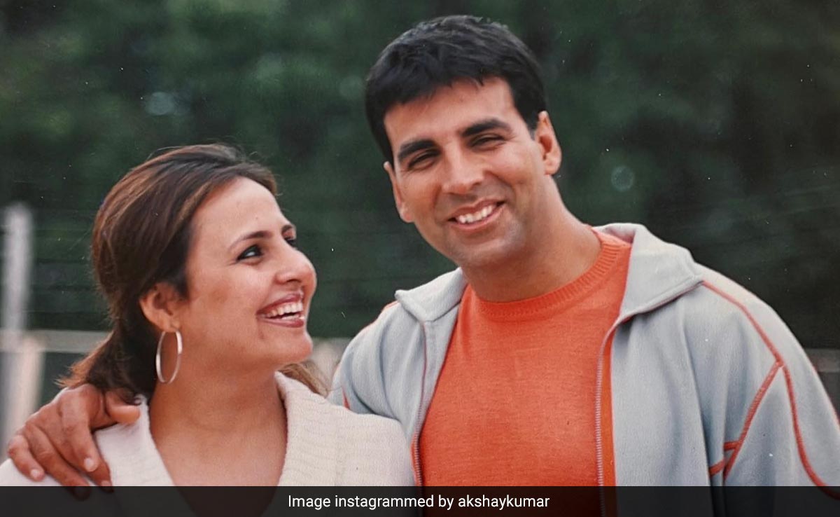 Raksha Bandhan 2023: Akshay Kumar's Note For His "Pillar Of Strength" - Sister Alka Bhatia