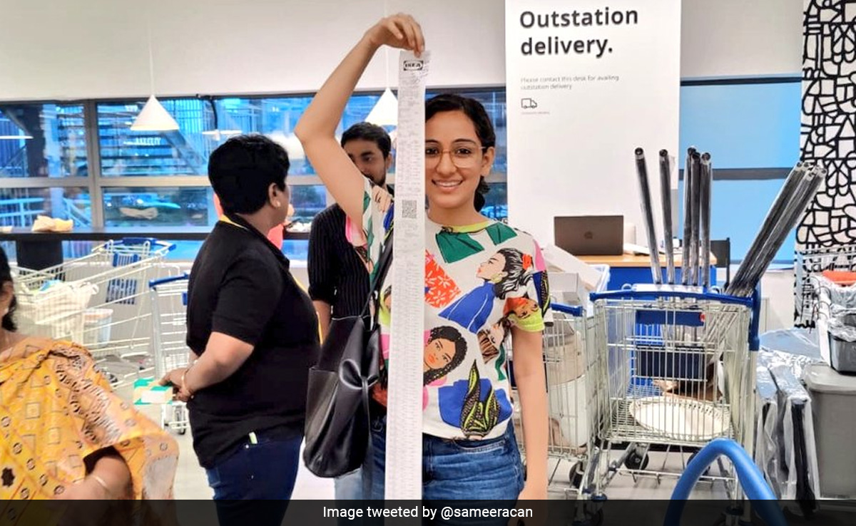 Woman Visited IKEA Store To Buy "One Lamp". Then This Happened