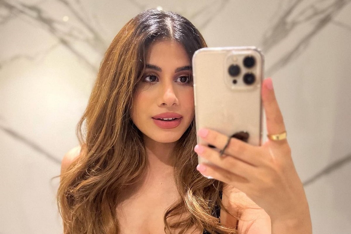 Malvika Sitlani Celebrates 31st Birthday with Gratitude and Aspirations