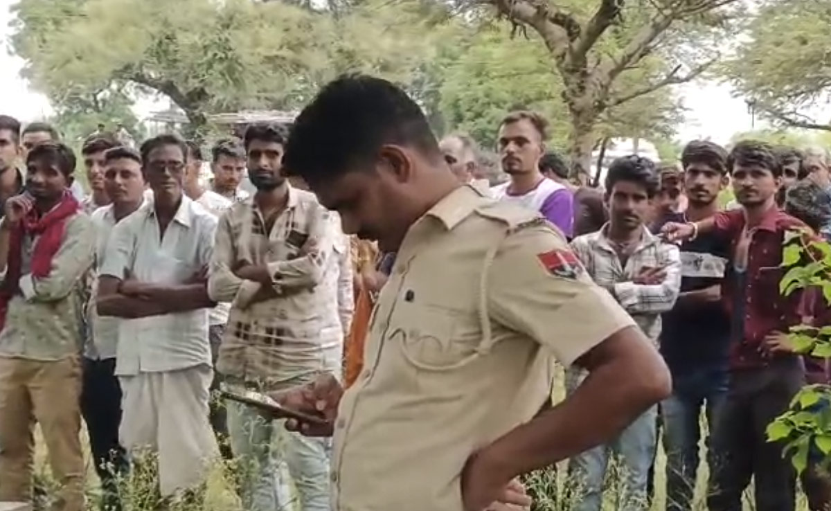 कपड़ा कारोबारी ने की खुदकुशी, सुसाइड नोट में लिखा- किसी को परेशान मत करना, मर्जी से दे रहा जान