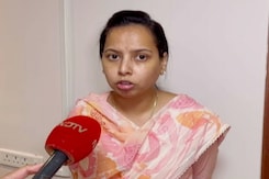 "लोगों का जागरूक होना जरूरी": बाल विवाह रोकने पर महाराष्ट्र की मंत्री अदिति तटकरे "लोगों का जागरूक होना जरूरी": बाल विवाह रोकने पर महाराष्ट्र की मंत्री अदिति तटकरे