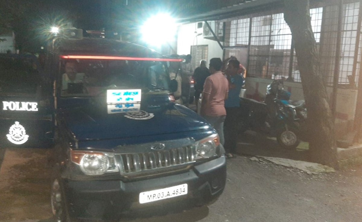 ट्रेन में 4 लोगों की हत्या करने वाले RPF कांस्टेबल चेतन का है रतलाम कनेक्शन, रह चुका है फुटबॉल प्लेयर