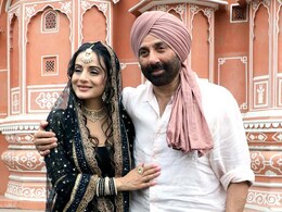 Gadar 2 एक्ट्रेस अमीषा पटेल को पसंद नहीं आई अपनी फिल्म फिल्म, क्यों किया ऐसा कमेंट ? Gadar 2 एक्ट्रेस अमीषा पटेल को पसंद नहीं आई अपनी फिल्म फिल्म, क्यों किया ऐसा कमेंट ?