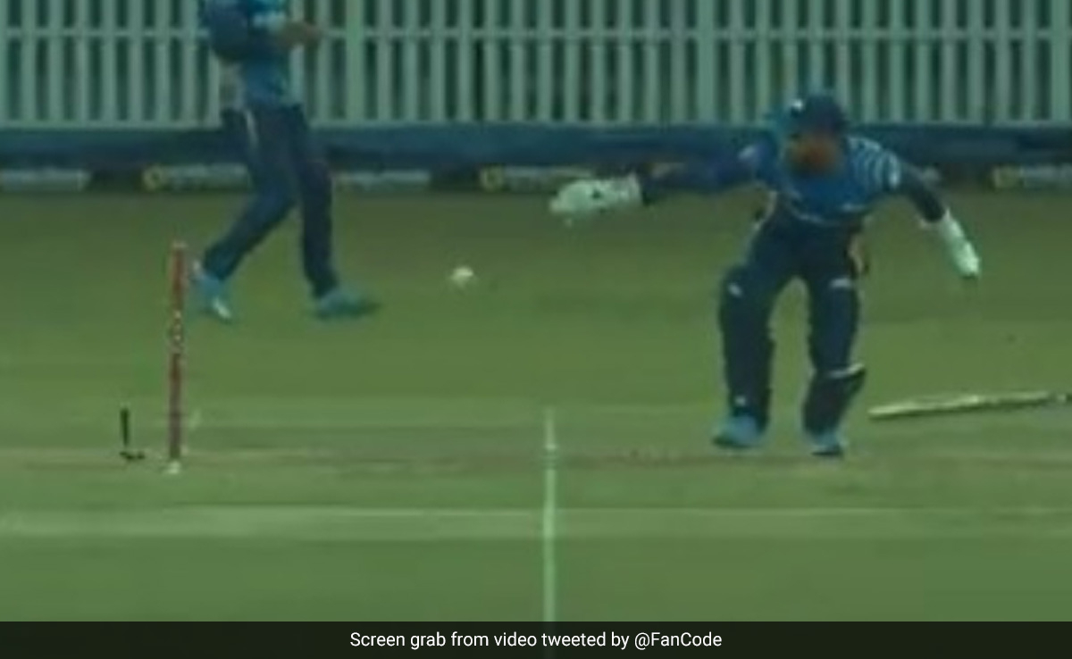 श्रीलंकाई विकेटकीपर ने मचाया बवाल, 'MS Dhoni स्टाइल' में बल्लेबाज को रन आउट कर लूटी महफिल, Video
