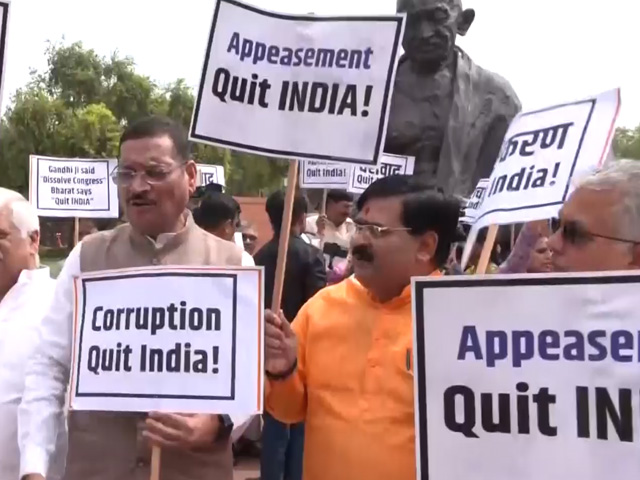 Delhi: BJP MPs Holds 'Quit India' Protest At Gandhi Statue
