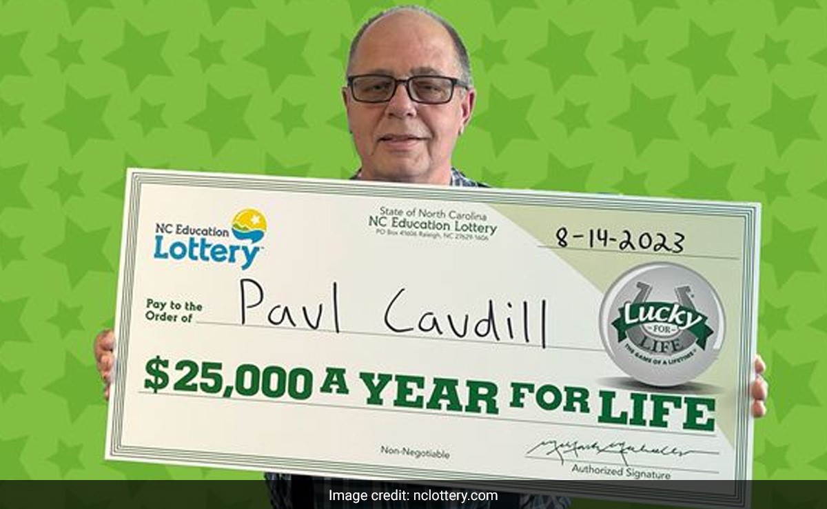 US Man Used Family Birthday Numbers For 7 Years To Play Lottery, Wins Jackpot