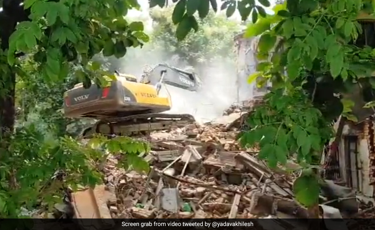 Gandhian Organisation Demolished In Varanasi, Akhilesh Yadav Slams BJP