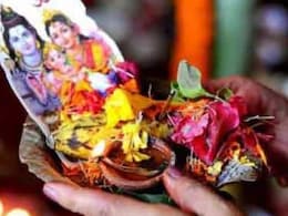 Kajari Teej 2024: आज है कजरी तीज, जानिए रात में किस समय नजर आएगा चांद और कैसे करते हैं पूजा 