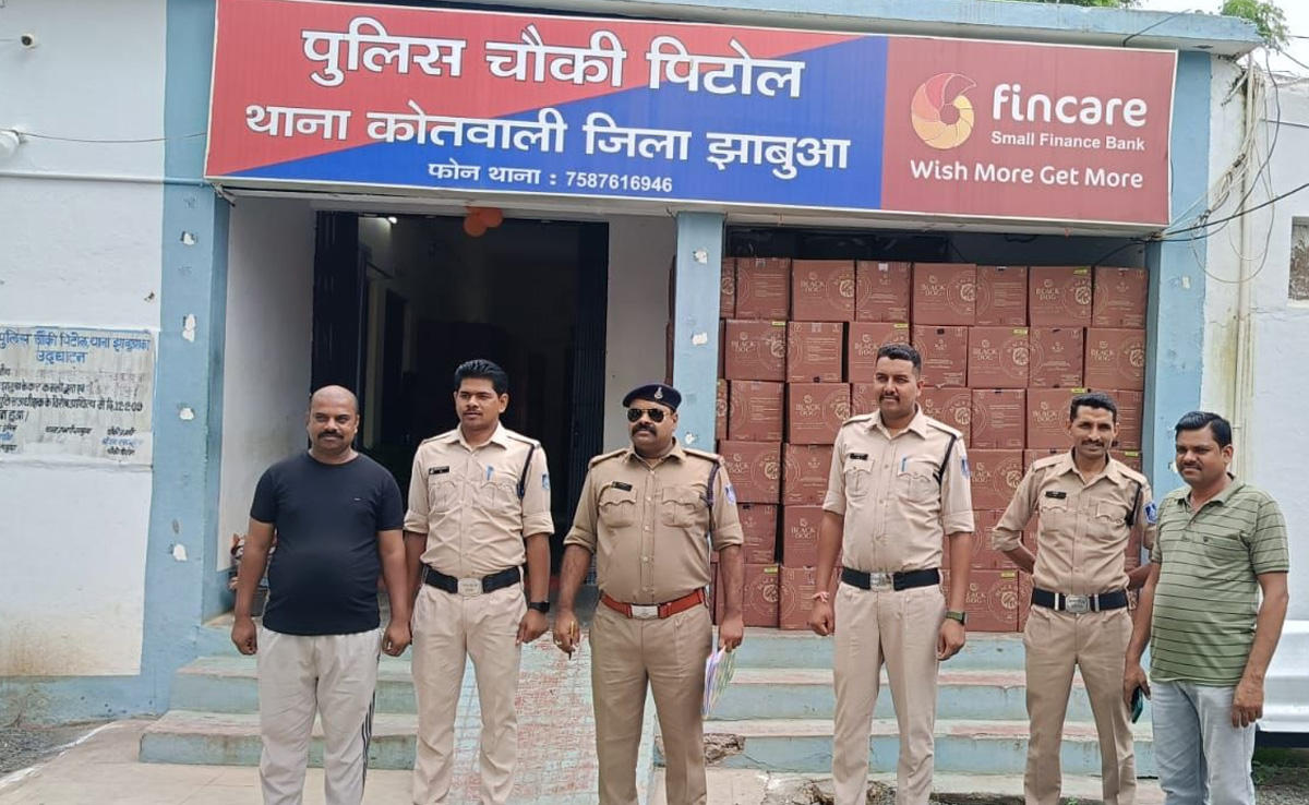 कंटेनर में छिपाकर गुजरात भेजी जा रही थी 3.50 करोड़ की शराब, झाबुआ में पुलिस ने किया जब्त