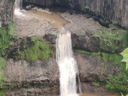 इंदौर:15 अगस्त की छुट्टी मनाने गए तीन दोस्त भैरव कुंड में डूबे, रेस्क्यू ऑपरेशन जारी इंदौर:15 अगस्त की छुट्टी मनाने गए तीन दोस्त भैरव कुंड में डूबे, रेस्क्यू ऑपरेशन जारी
