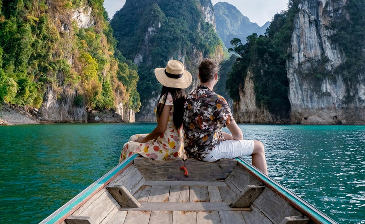 5 Reasons Why You Need To Go On A Romantic Vacation To Thailand With Your Partner