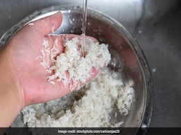 ढीली त्वचा में भी आ जाएगी कसावट अगर चावल को इन तरीकों से लगाने लगेंगी चेहरे पर  ढीली त्वचा में भी आ जाएगी कसावट अगर चावल को इन तरीकों से लगाने लगेंगी चेहरे पर