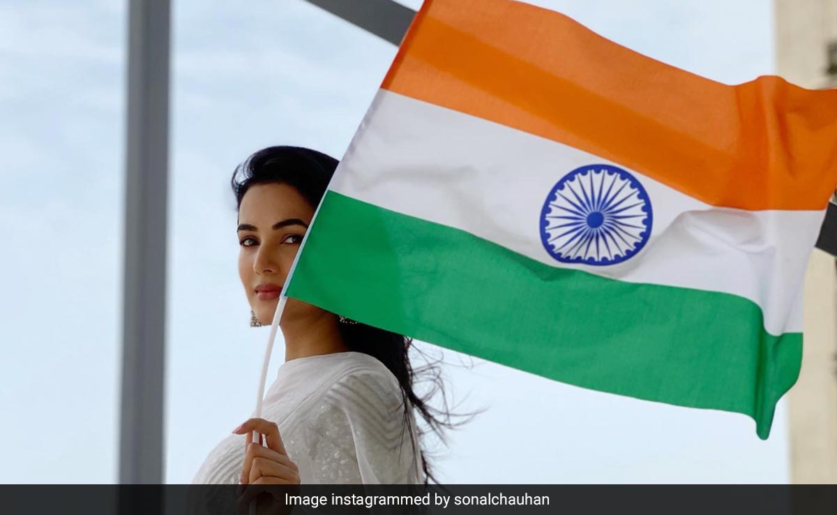 Independence Day 2023: इन अदाकाराओं की तरह ही आप भी स्वतंत्रता दिवस पर हो सकती हैं तैयार&nbsp;