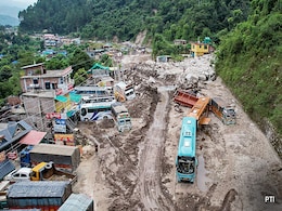 हिमाचल प्रदेश में तीन दिन भारी बारिश के आसार, मौसम विभाग ने दी चेतावनी हिमाचल प्रदेश में तीन दिन भारी बारिश के आसार, मौसम विभाग ने दी चेतावनी
