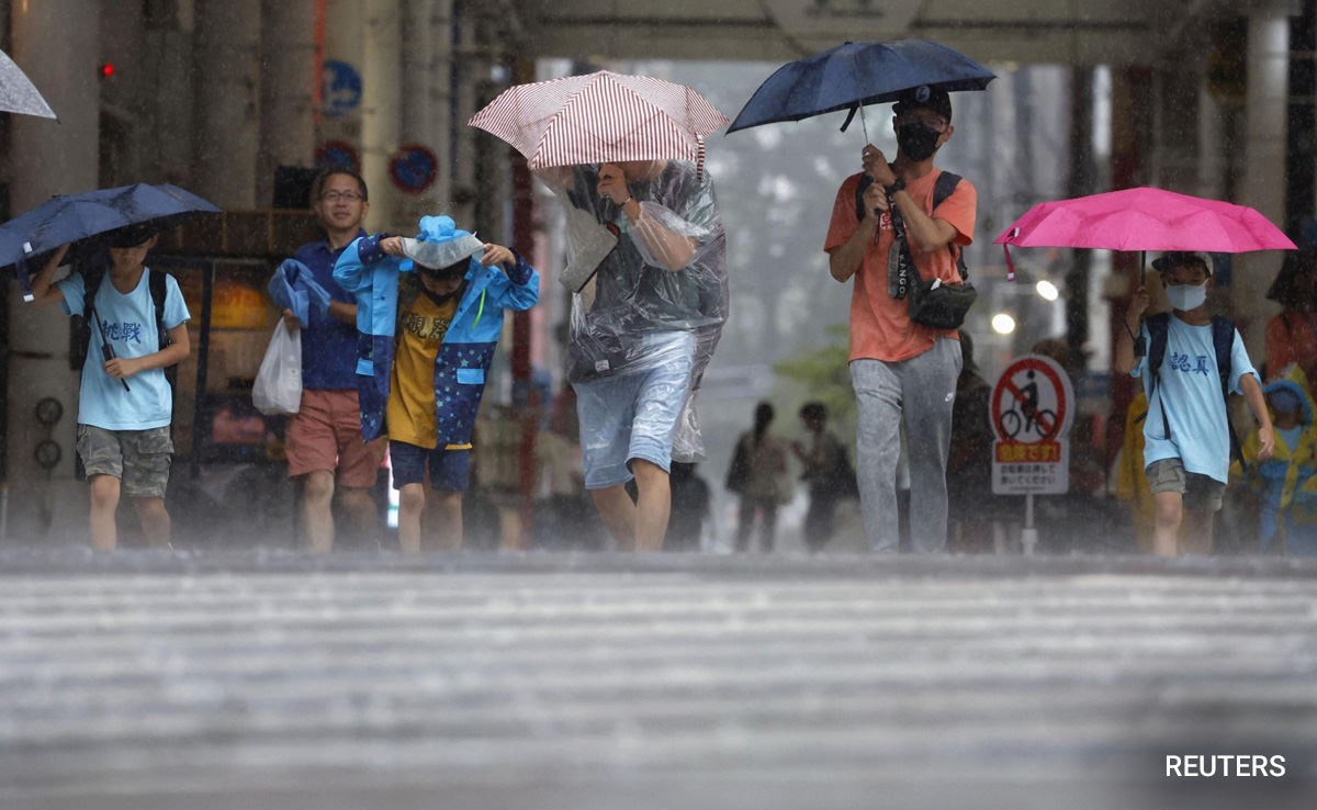Typhoon Khanun Pounds South Japan As 2nd Storm Threatens Tokyo