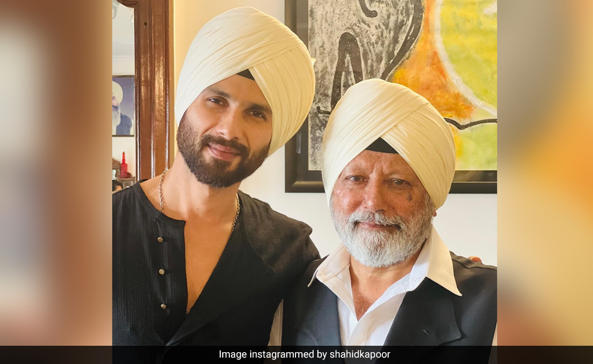 Shahid Kapoor's Punjabi Swag In Turban Look. Bonus - Pankaj Kapur