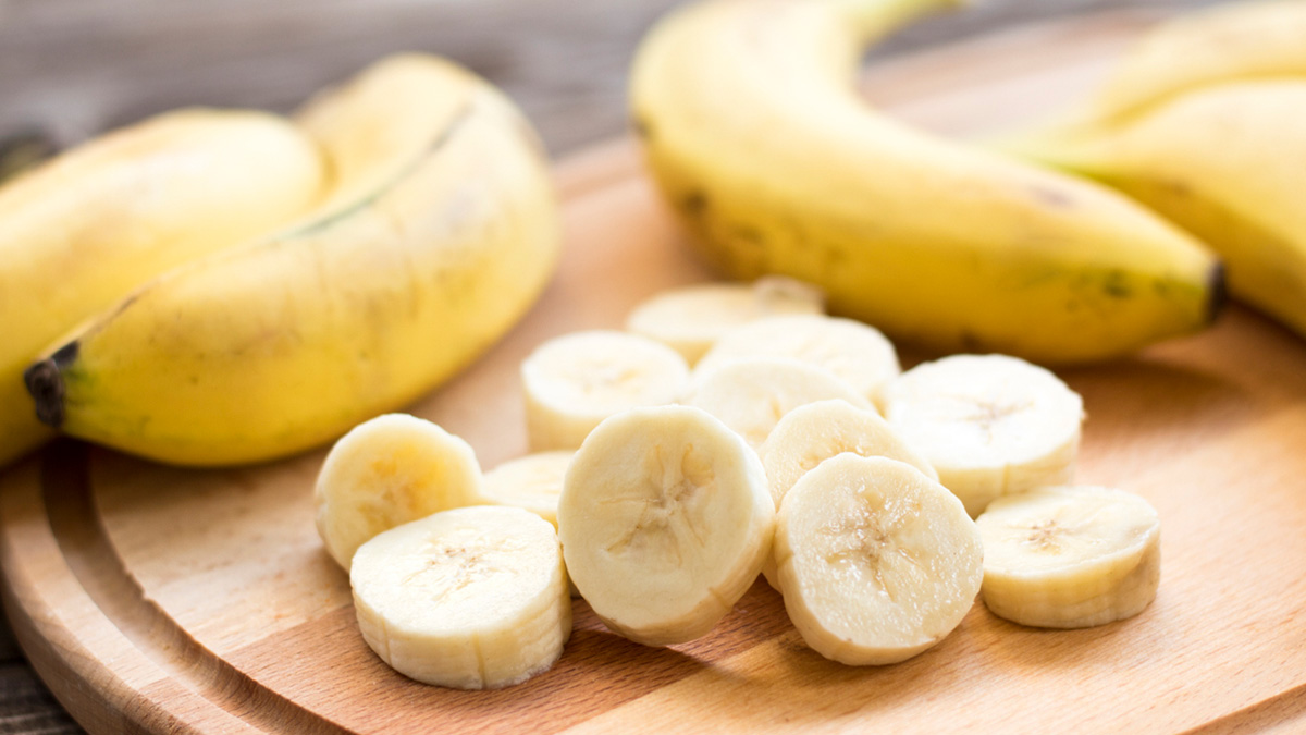 Milk and banana together can trigger digestive issues