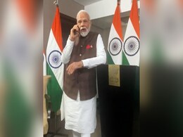 VIDEO: Chandrayaan-3 के चांद के साउथ पोल पर उतरते ही PM मोदी ने सबसे पहले किसे किया फोन? VIDEO: Chandrayaan-3 के चांद के साउथ पोल पर उतरते ही PM मोदी ने सबसे पहले किसे किया फोन?