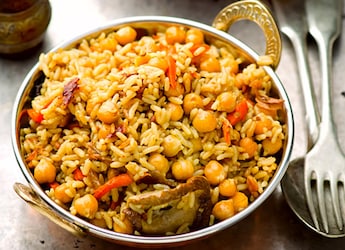 Craving Achaar? Try This Achaari Chana Pulao Recipe for a Lip-Smacking Twist Craving Achaar? Try This Achaari Chana Pulao Recipe for a Lip-Smacking Twist