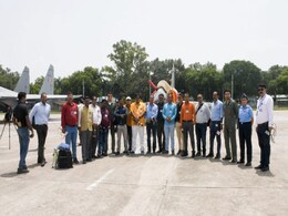 मीडिया फ्रेंडली बन रही है इंडियन एयरफोर्स, ग्वालियर एयरबेस में हुई शुरुआत मीडिया फ्रेंडली बन रही है इंडियन एयरफोर्स, ग्वालियर एयरबेस में हुई शुरुआत